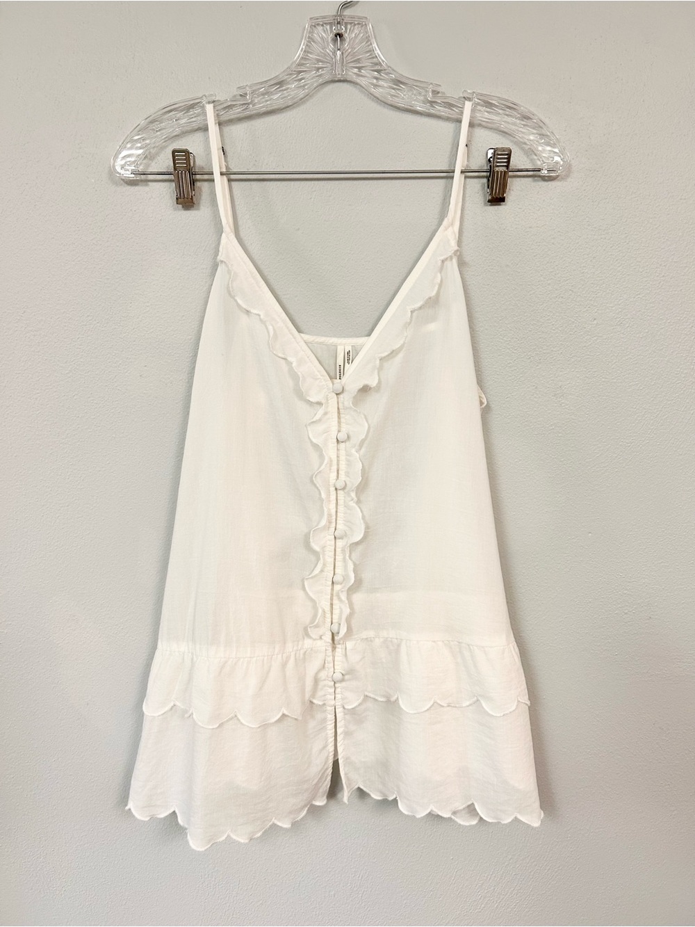 BY ANTHROPOLOGIE 🐩 NWOT! Scalloped White Tunic Cami - Size M